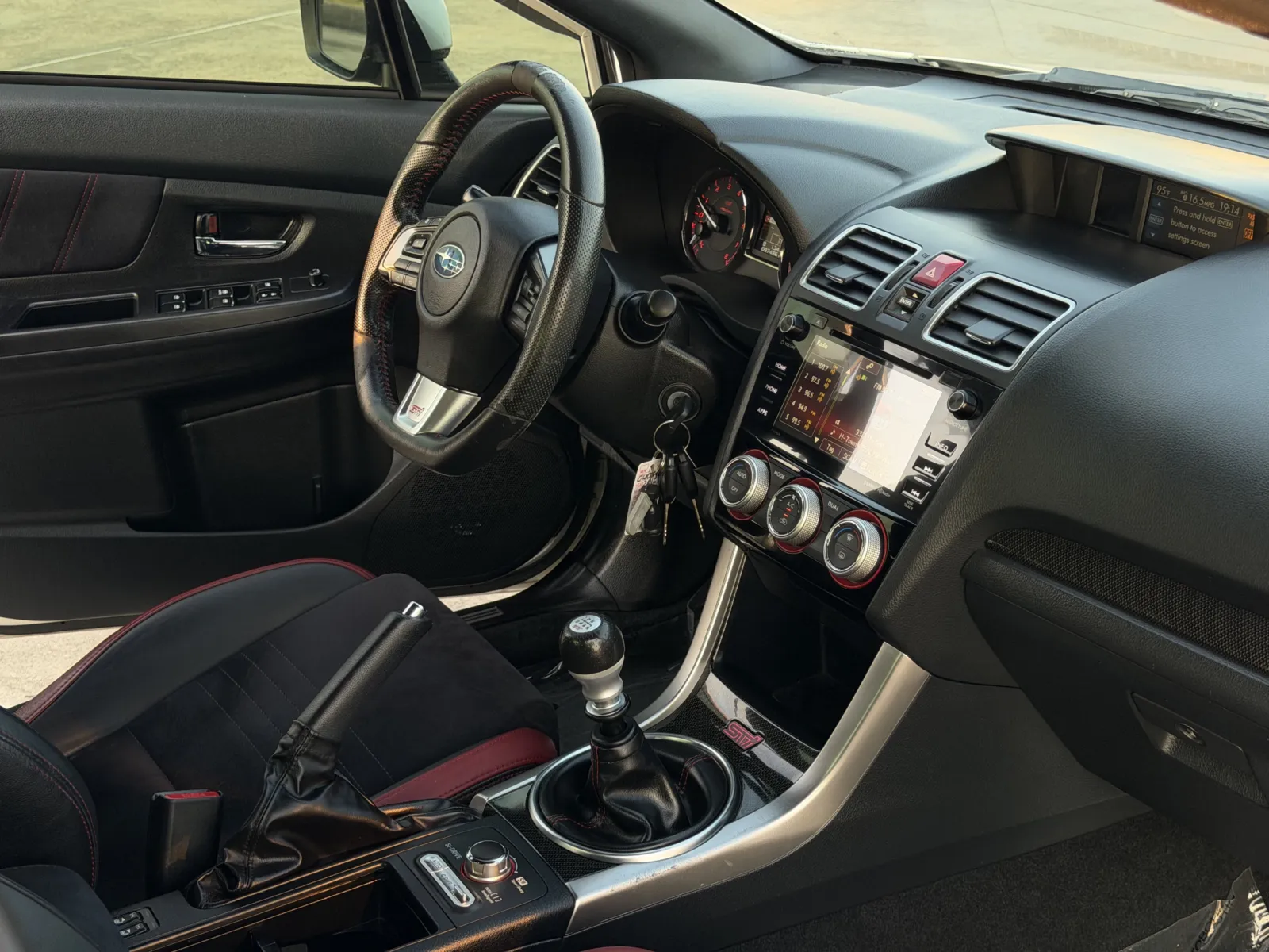 Subaru WRX photo 10