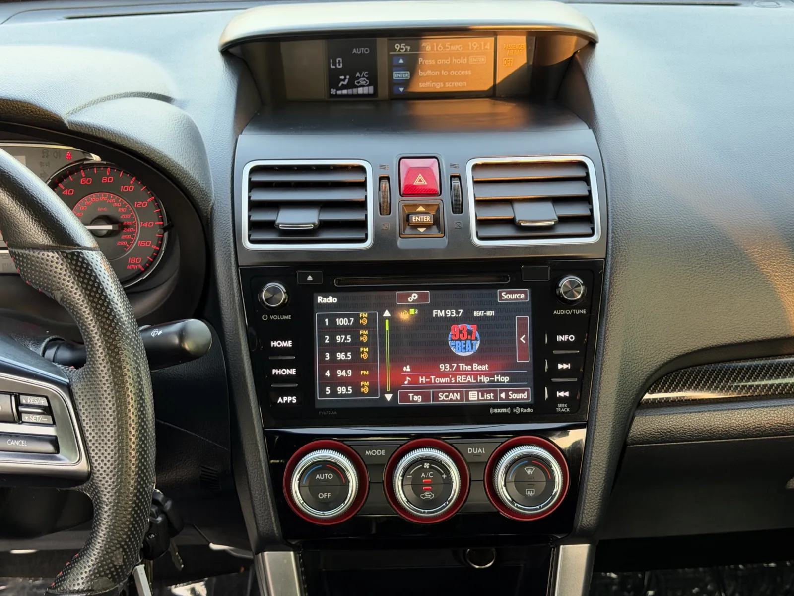 Subaru WRX photo 16