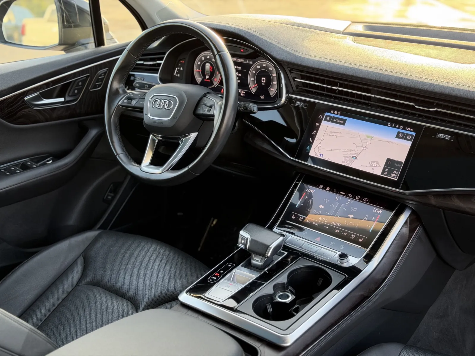Audi Q7 photo 20