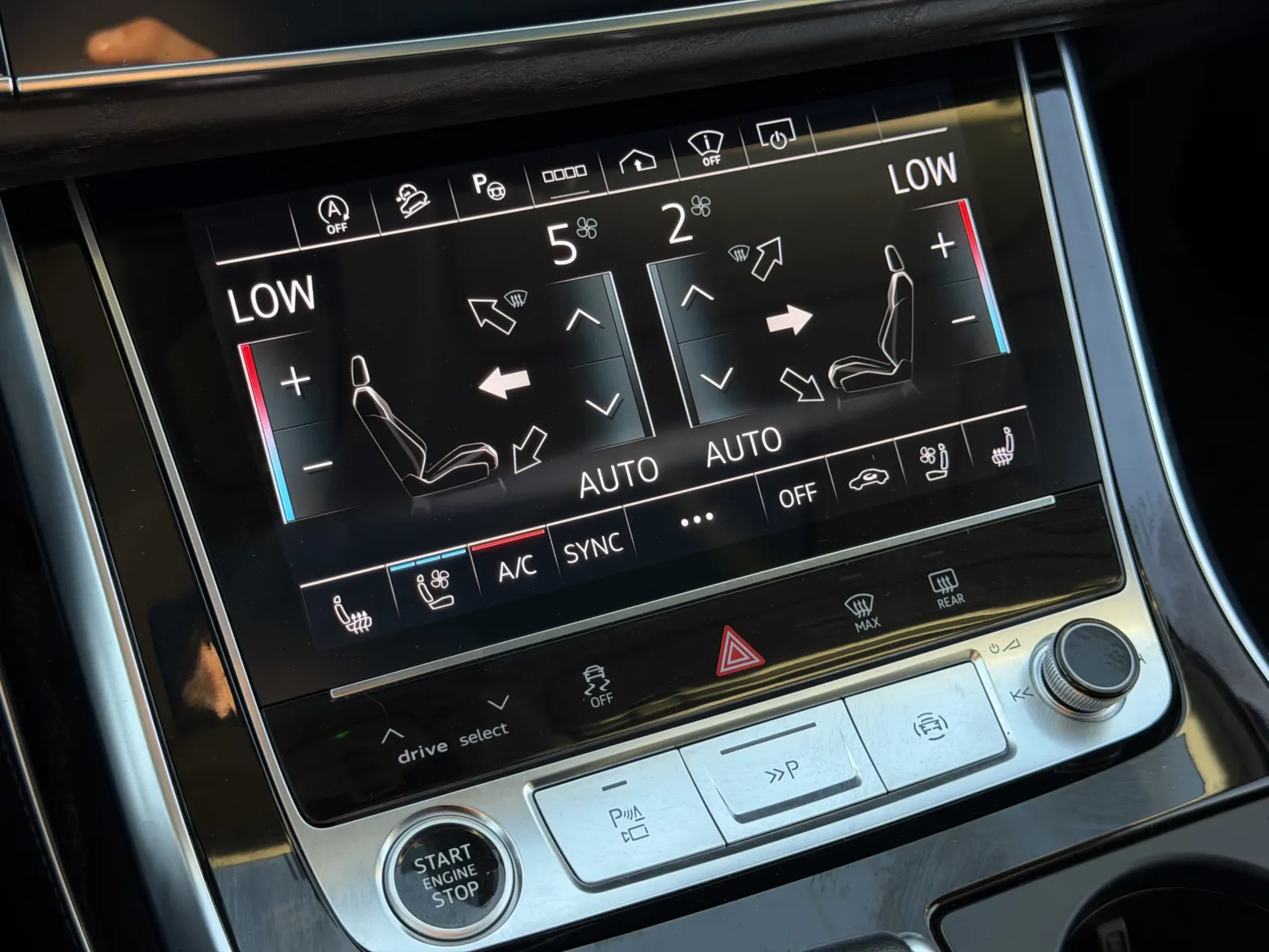 Audi Q7 photo 8