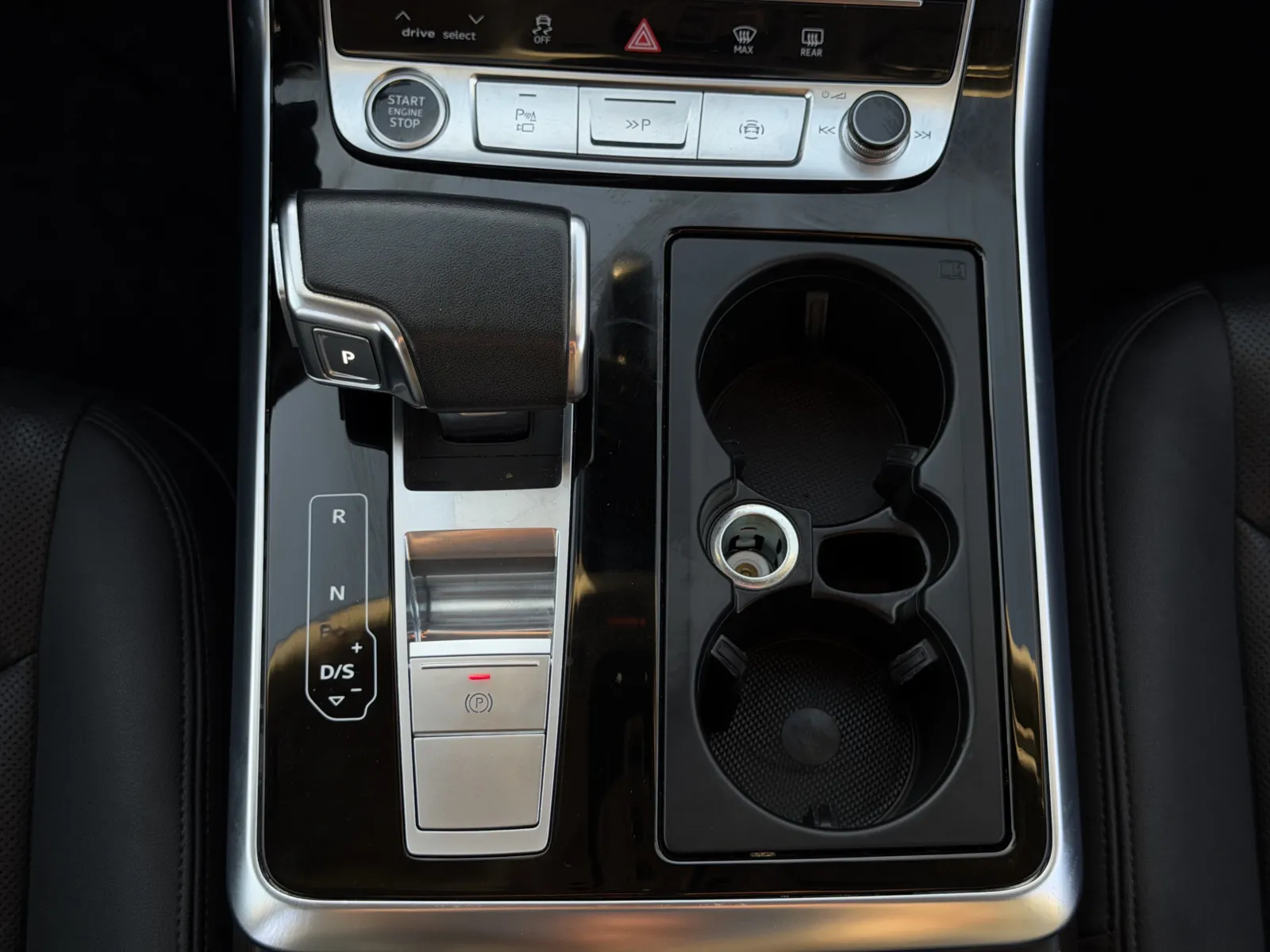Audi Q7 photo 32