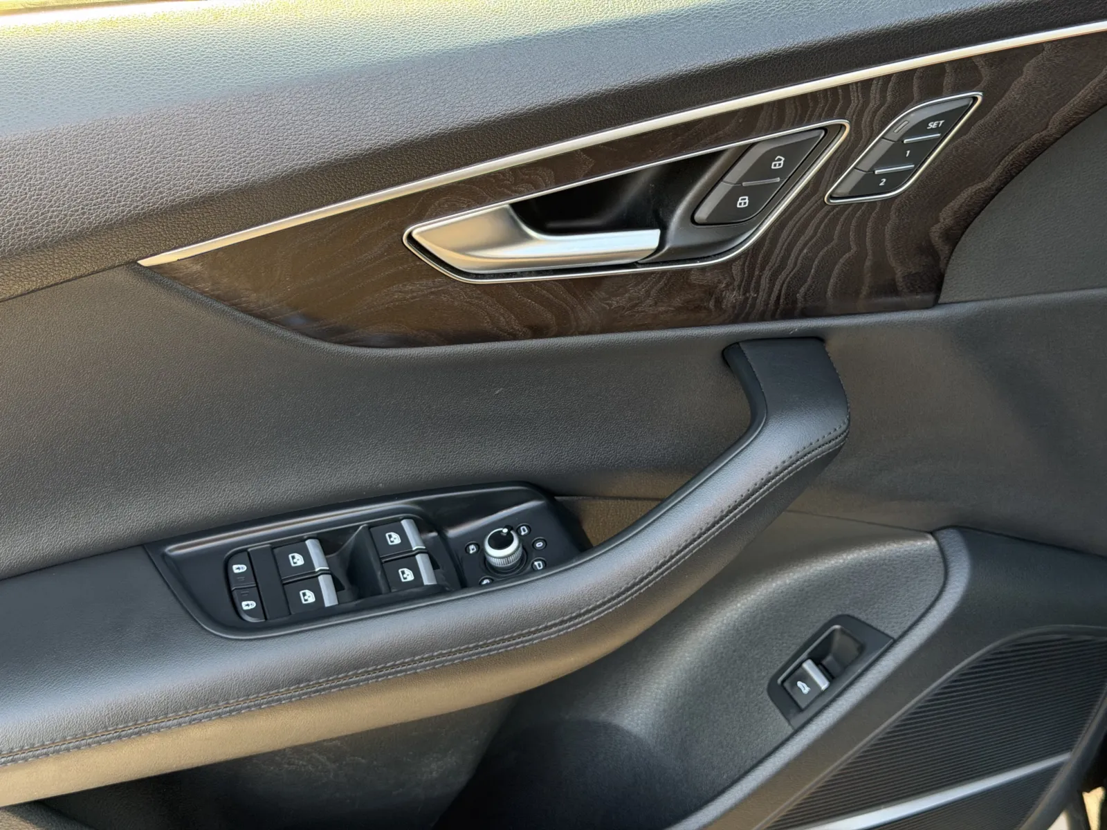 Audi Q7 photo 19