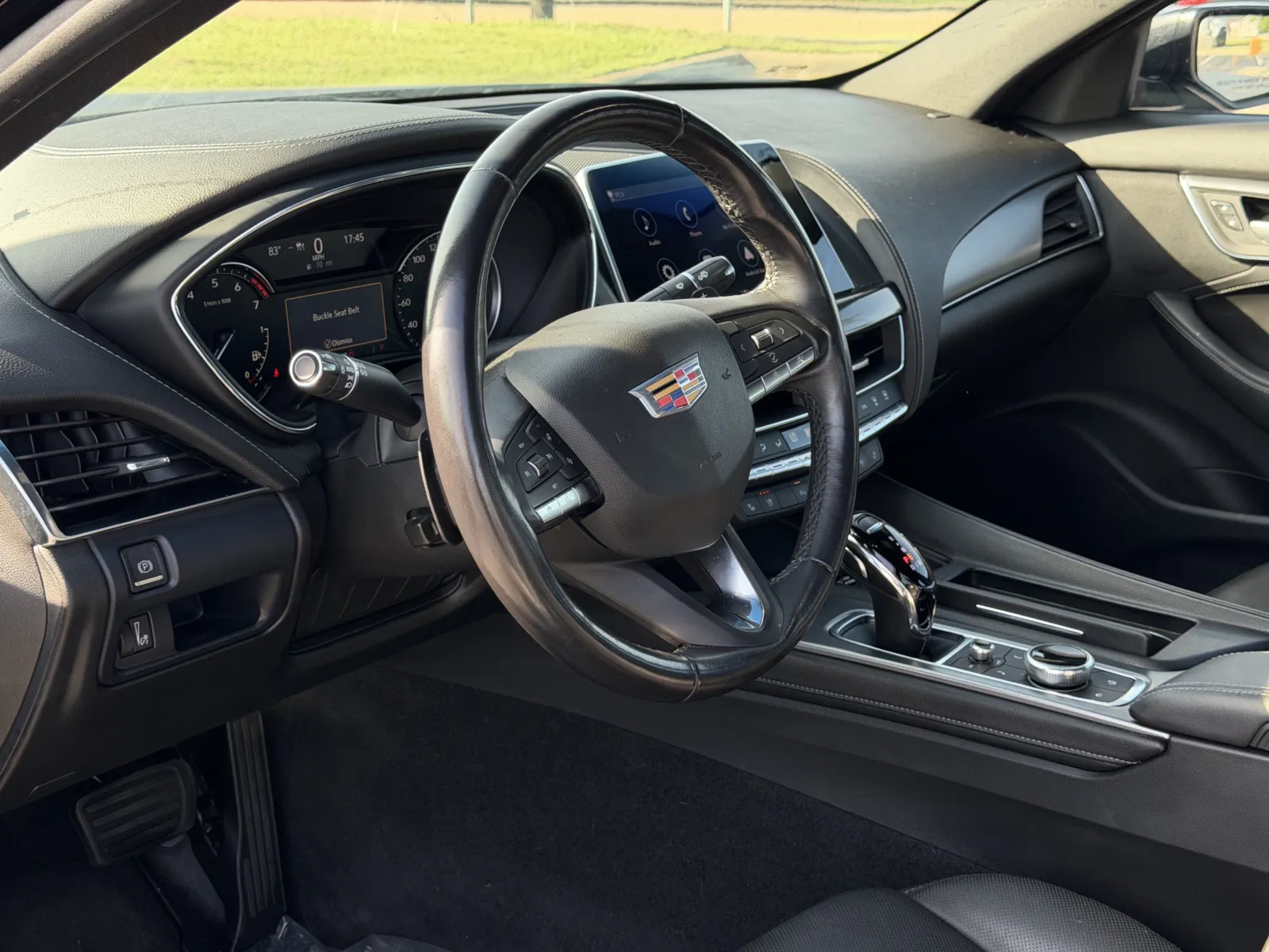 Cadillac CT5 photo 20