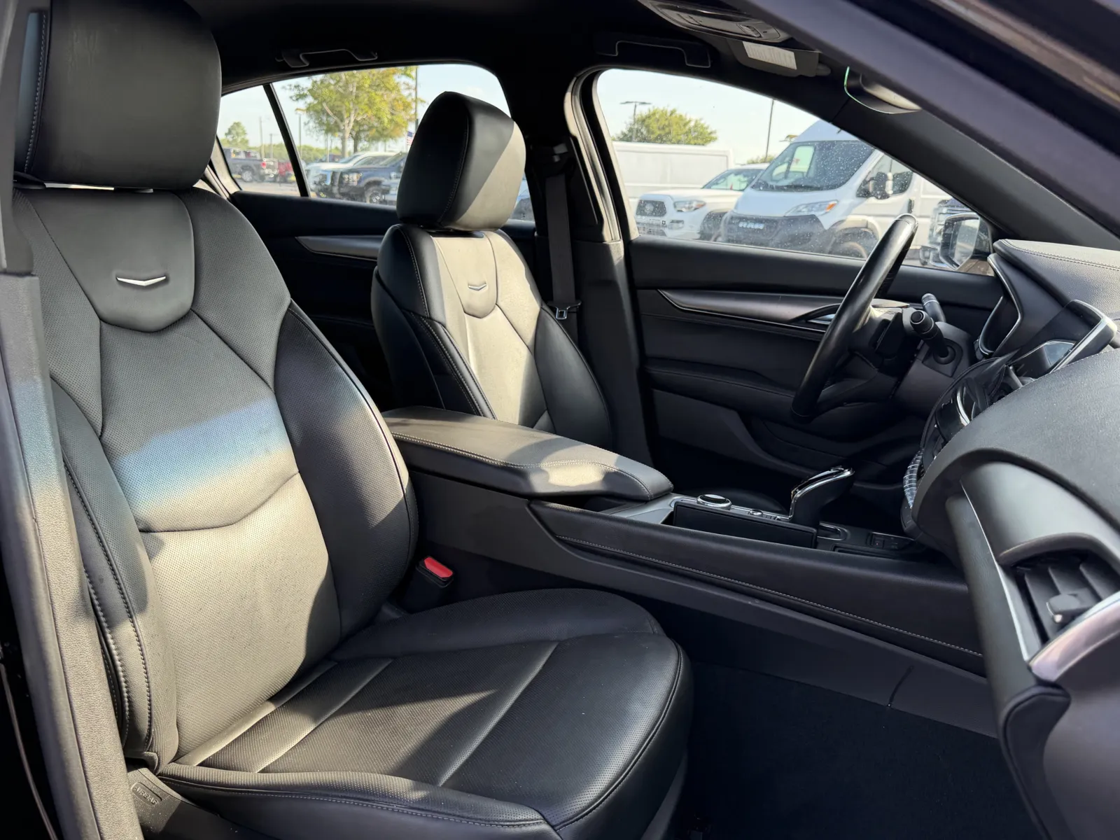 Cadillac CT5 photo 25