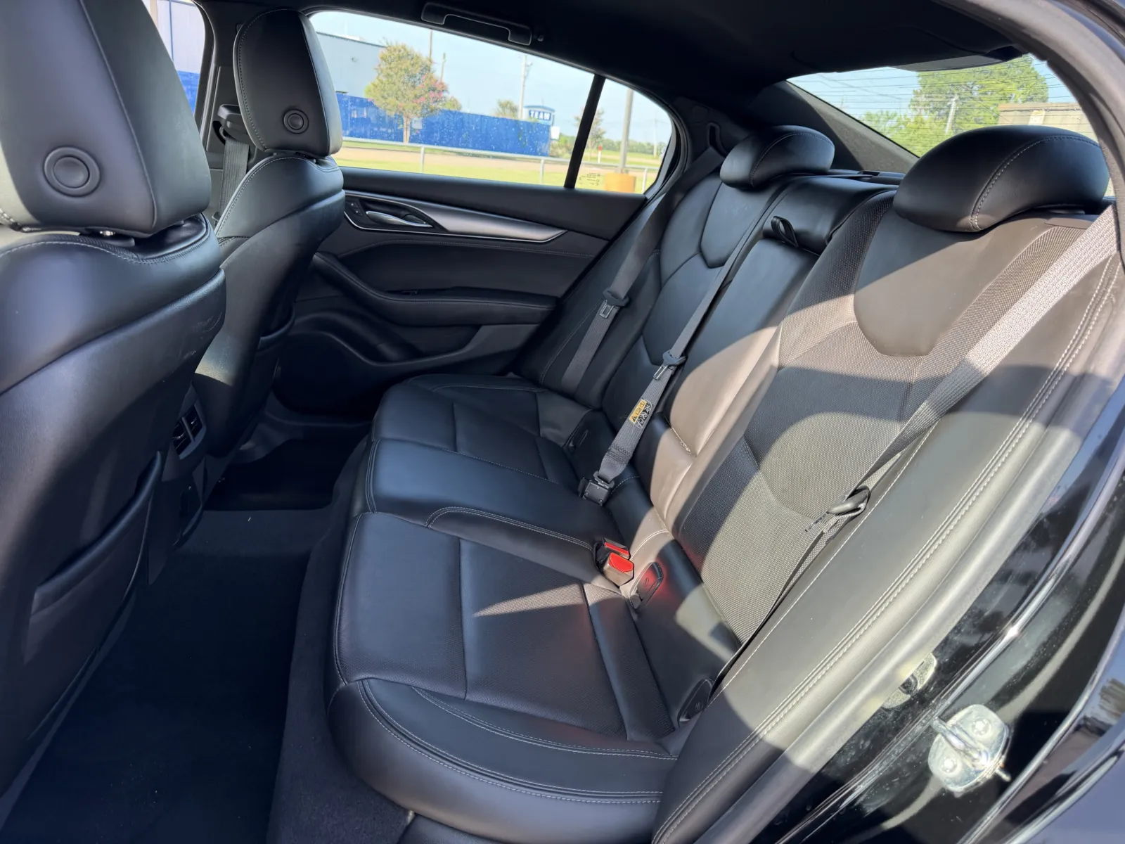 Cadillac CT5 photo 27