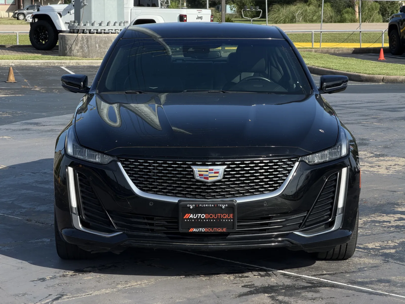 Cadillac CT5 photo 4