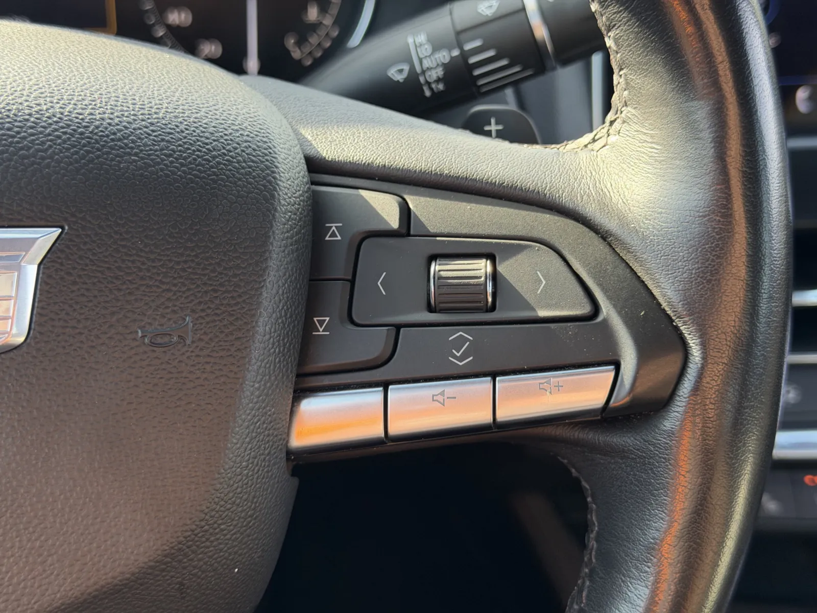 Cadillac CT5 photo 8