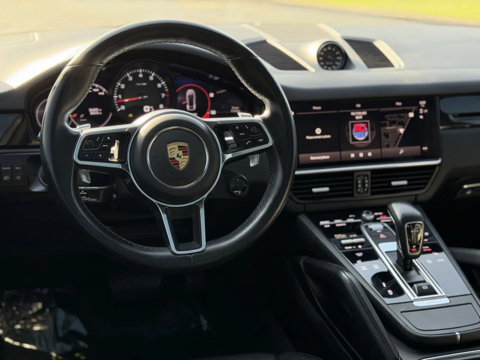 Porsche Cayenne photo 18