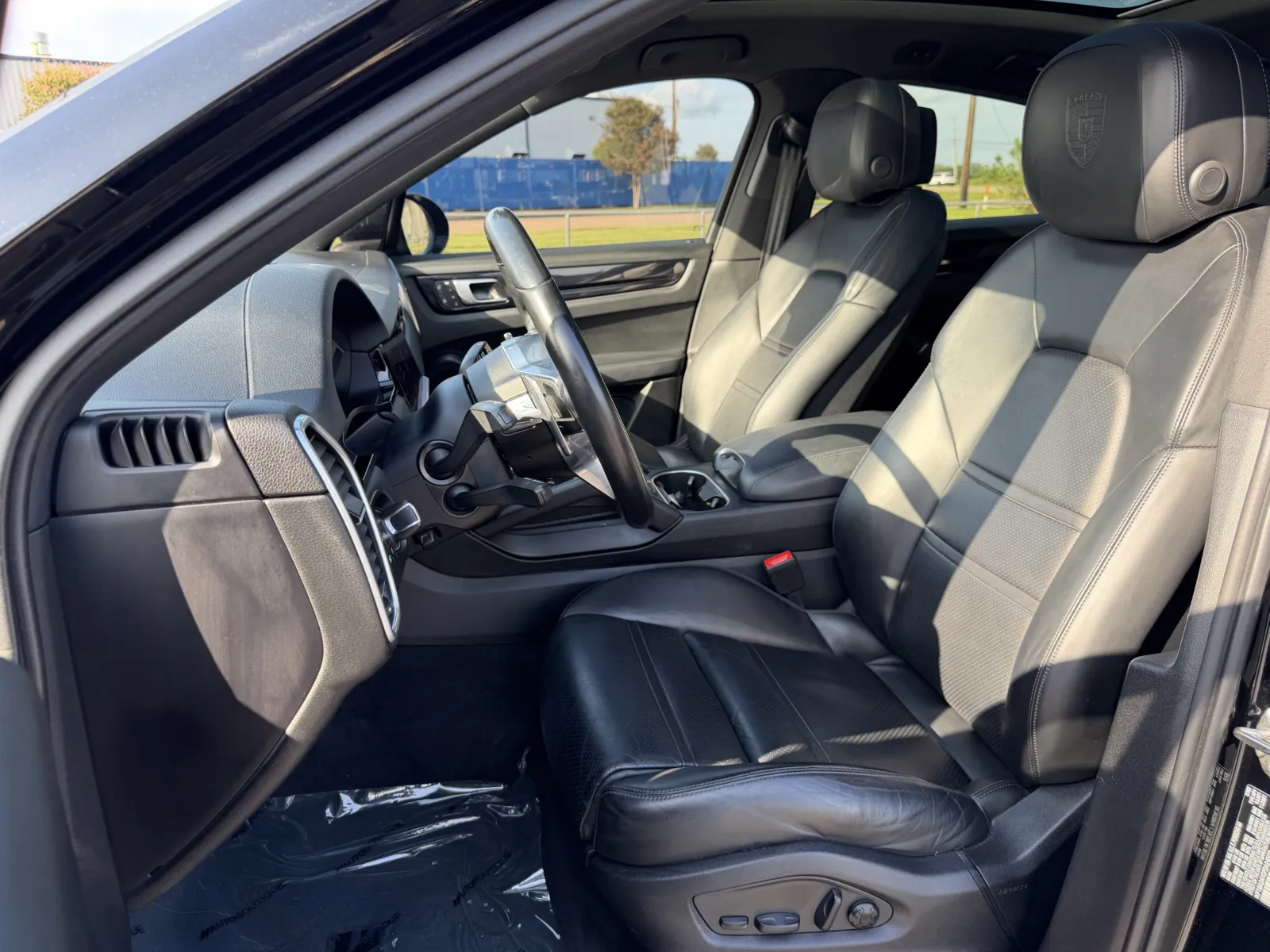 Porsche Cayenne photo 34