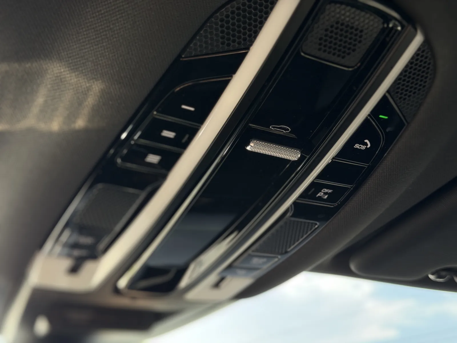Porsche Cayenne photo 32