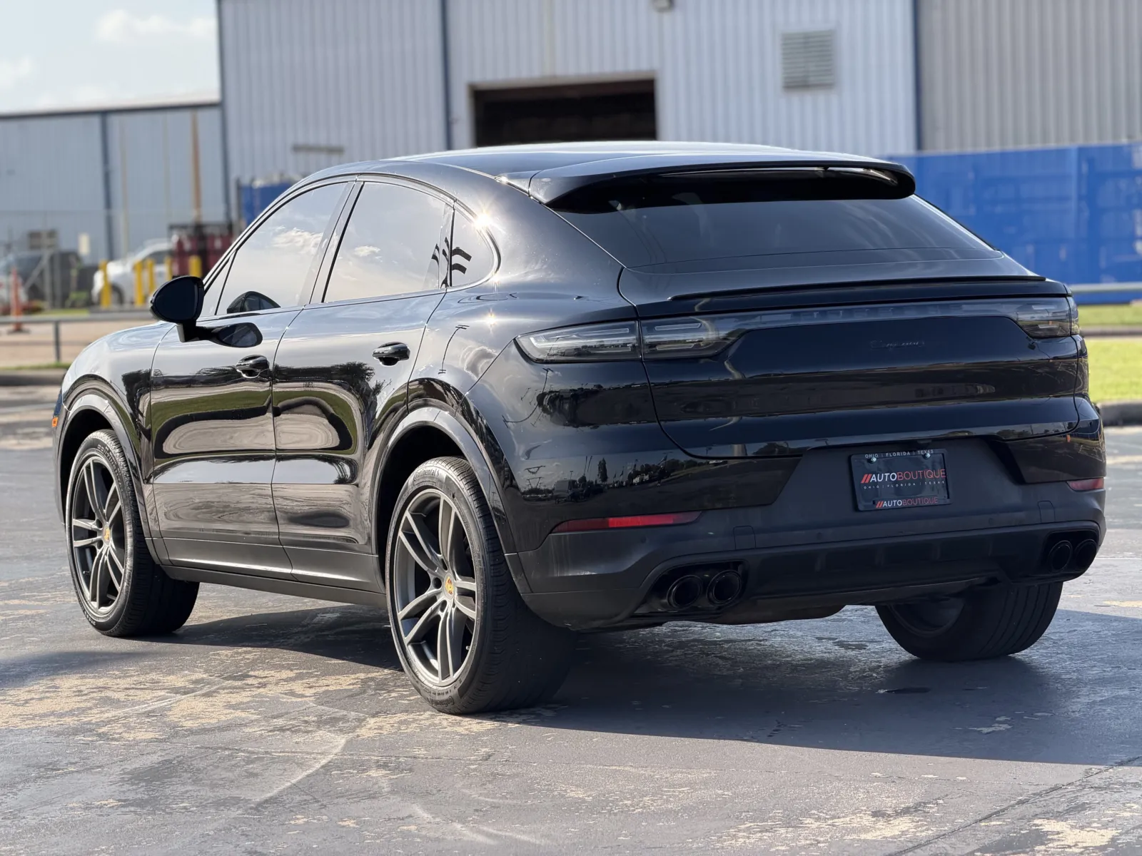 Porsche Cayenne photo 8