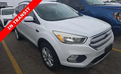 White 2018 Ford Escape SE for sale in Alvin, TX