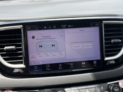 More photos of 2022 Chrysler Pacifica Touring L at Auto Boutique Texas, TX