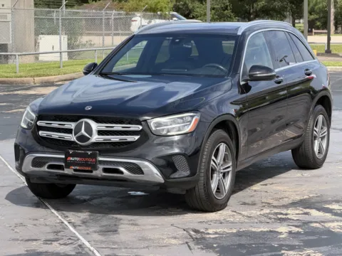 Another view of 2020 Mercedes-Benz GLC 300 for sale in Alvin, TX at Auto Boutique Texas