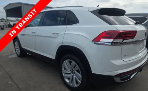 More photos of 2022 Volkswagen Atlas Cross Sport 3.6L V6 SE w Technology at Auto Boutique Texas, TX