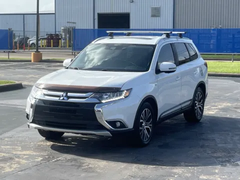 Photos of 2018 Mitsubishi Outlander GT for sale in Alvin, TX at Auto Boutique Texas