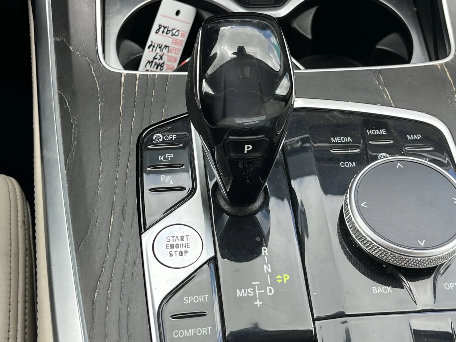 BMW X7 photo 25