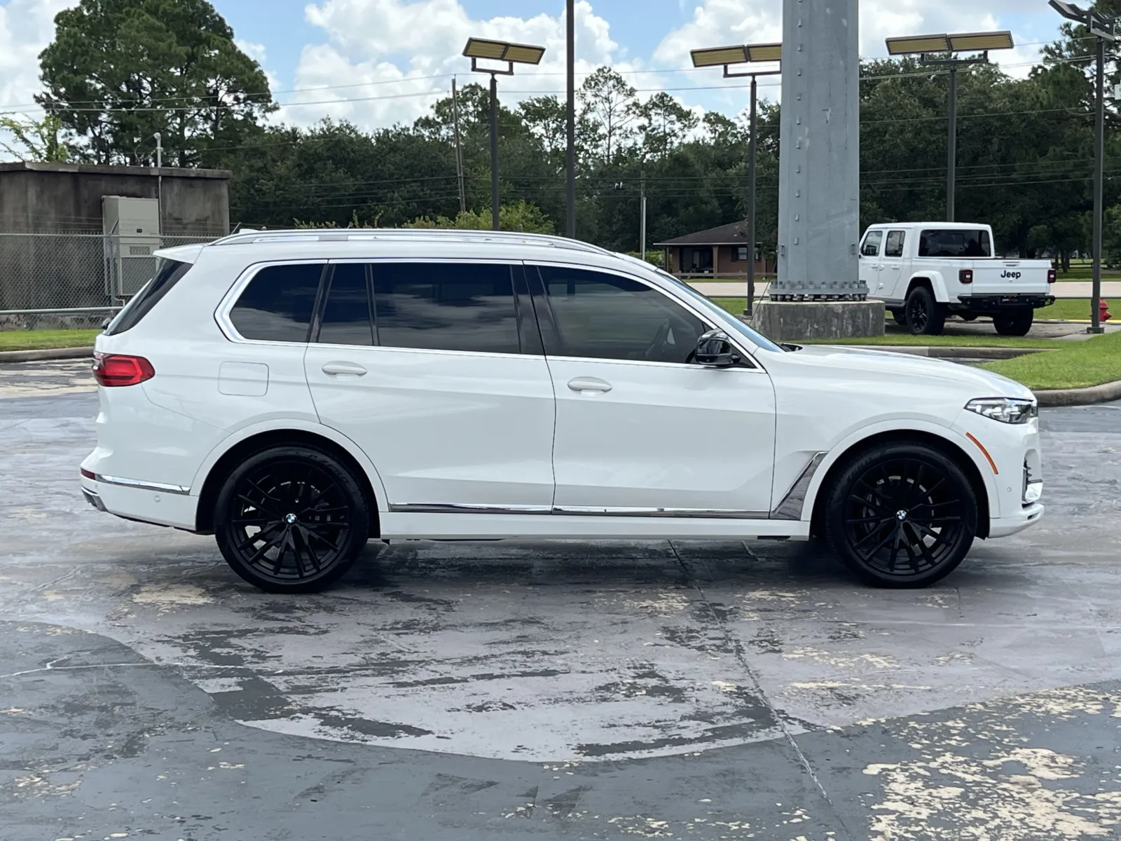 BMW X7 photo 12