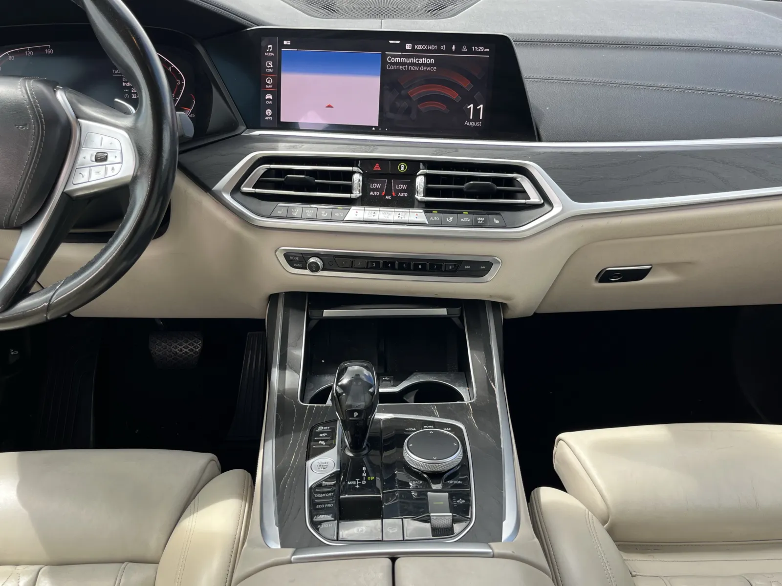 BMW X7 photo 27