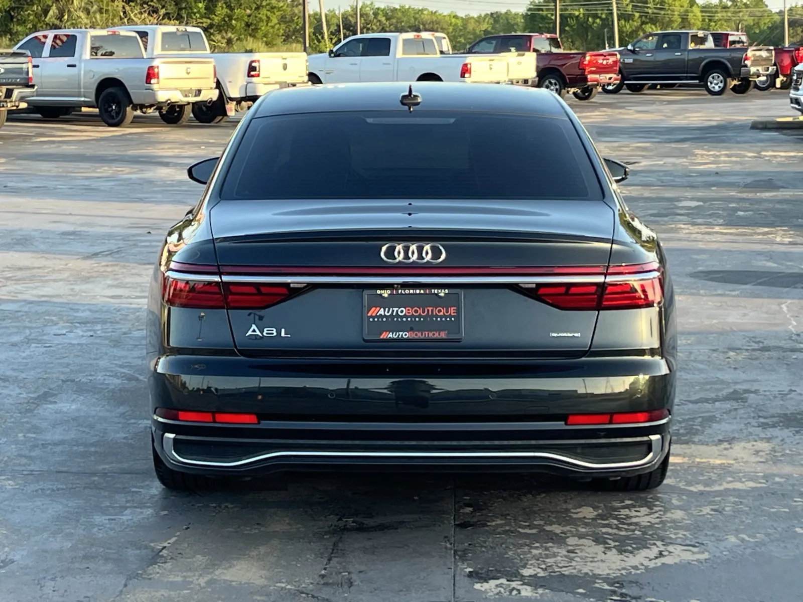 Audi A8 photo 7