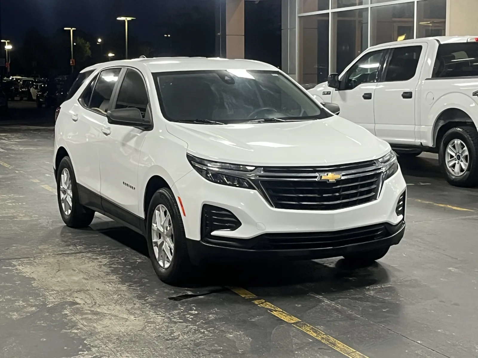 Chevrolet Equinox photo 3