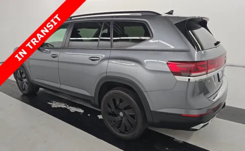 Another view of 2024 Volkswagen Atlas 2.0T SE w Technology for sale in Alvin, TX at Auto Boutique Texas