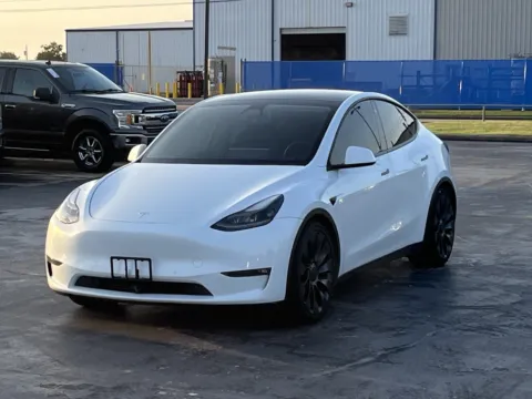 Photos of 2022 Tesla Model Y Performance for sale in Alvin, TX at Auto Boutique Texas