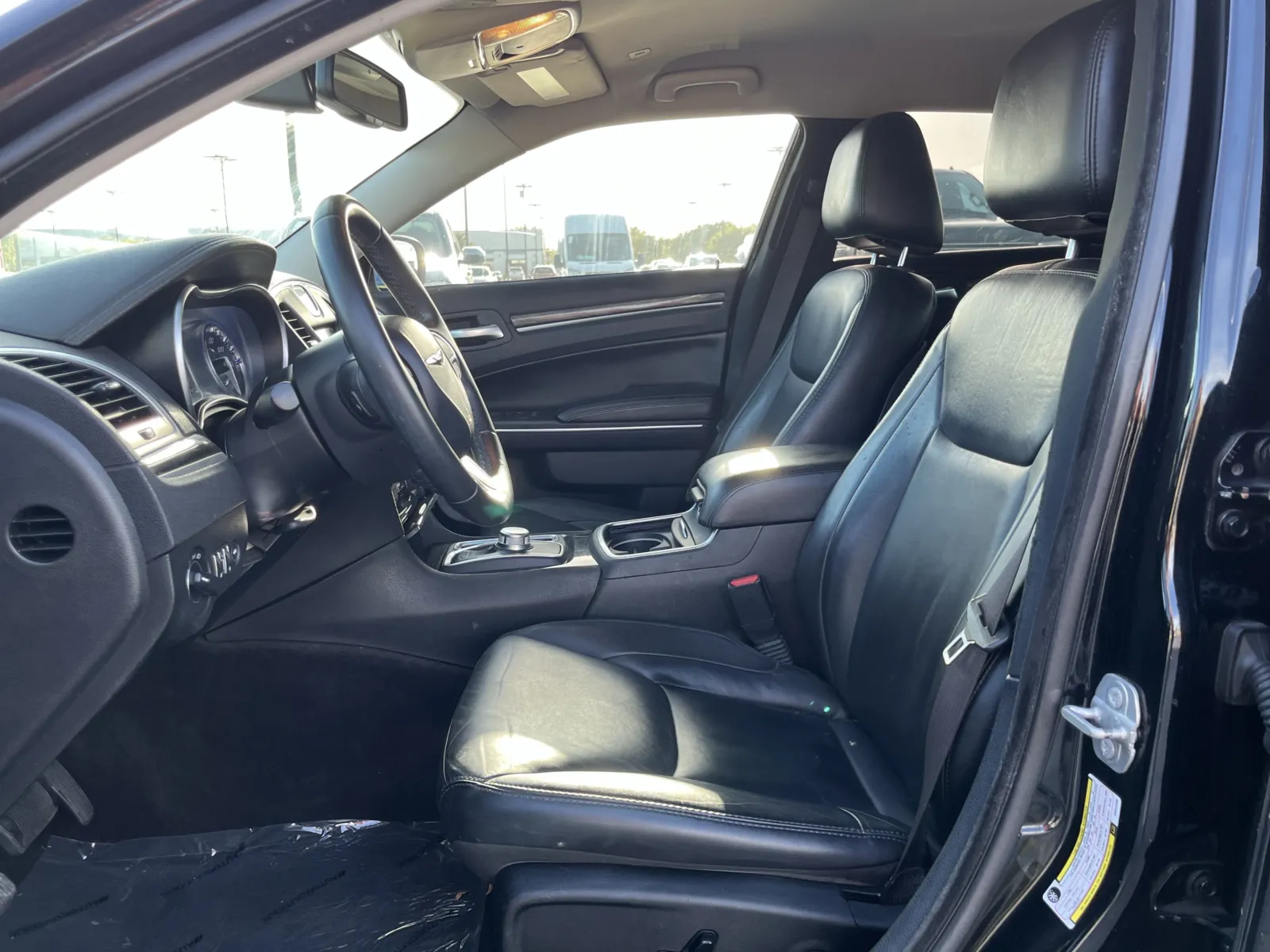 Chrysler 300 photo 24
