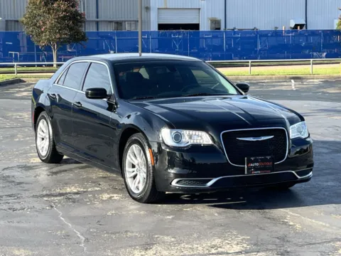 Another view of 2018 Chrysler 300 Touring L for sale in Alvin, TX at Auto Boutique Texas