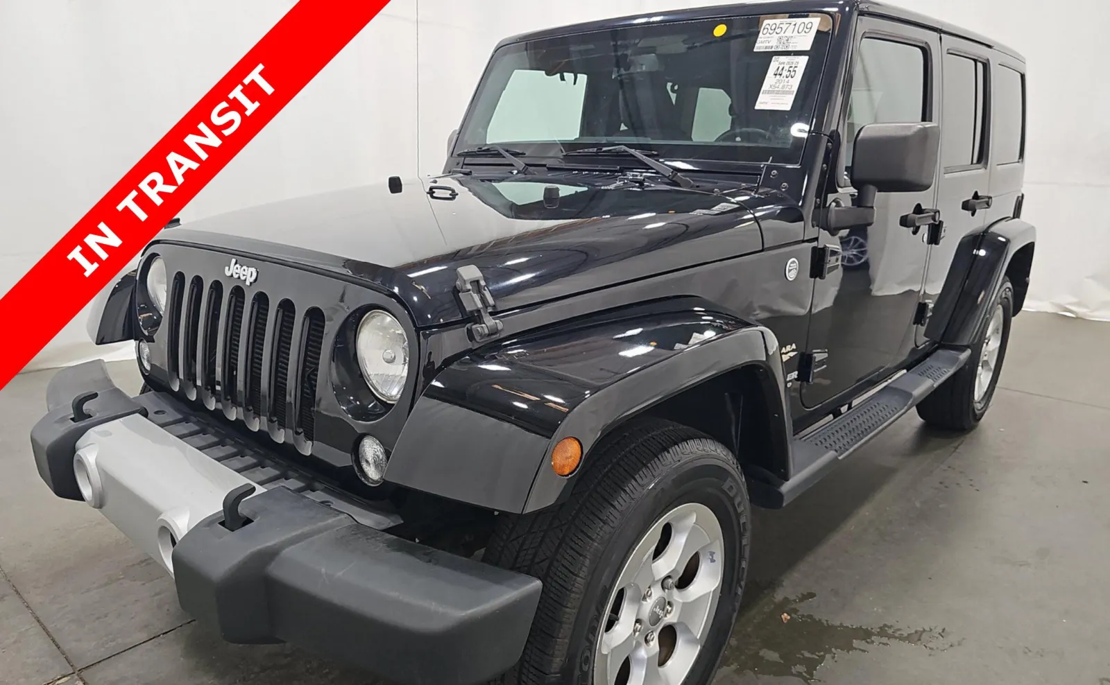Black 2014 Jeep Wrangler Unlimited Sahara for sale in Alvin, TX