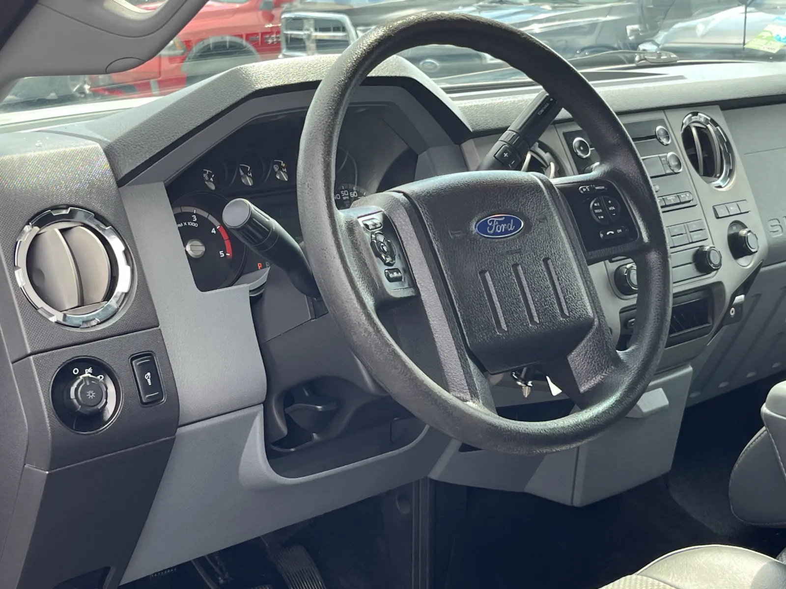 Ford F-250 photo 10