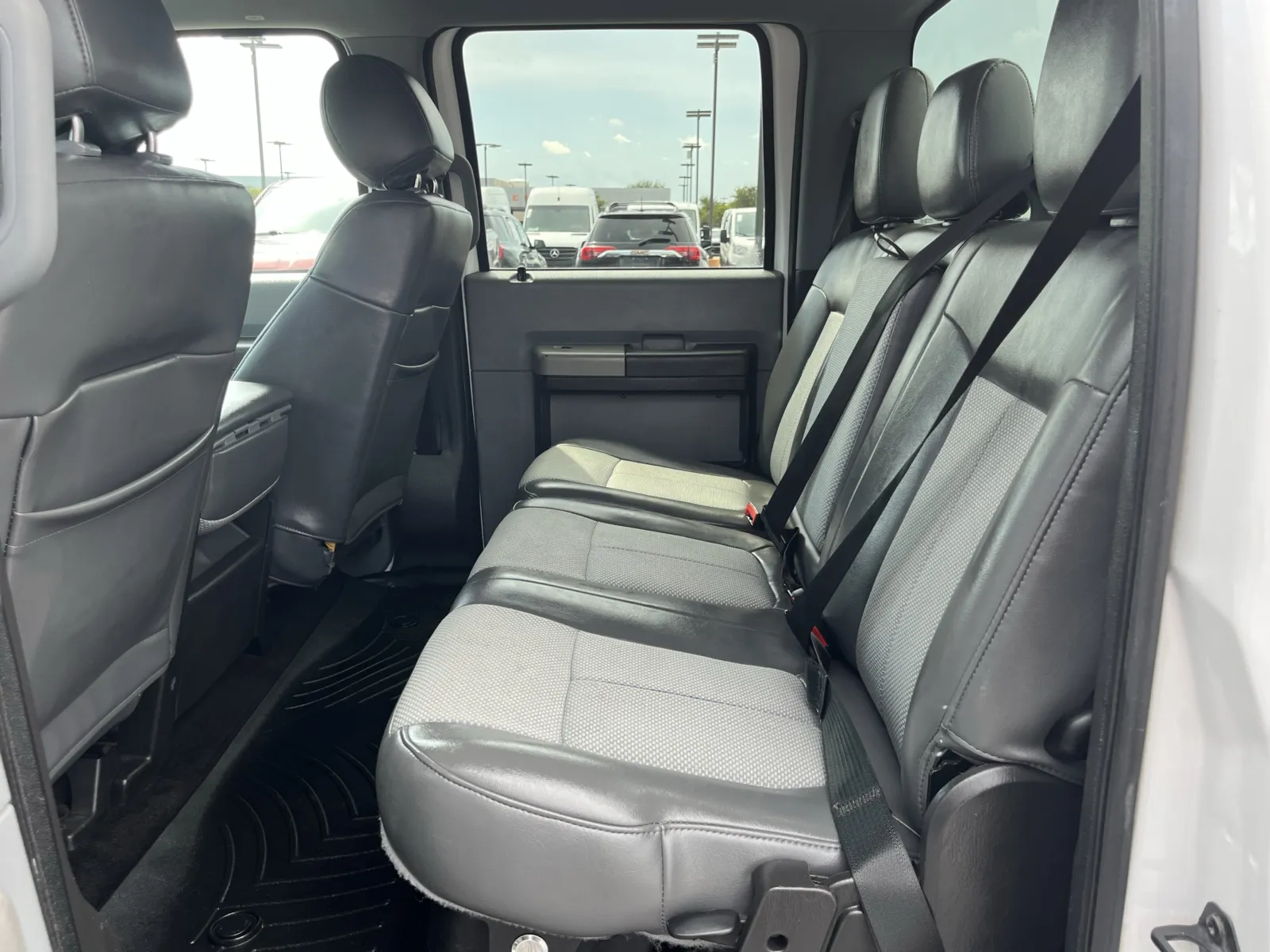 Ford F-250 photo 24