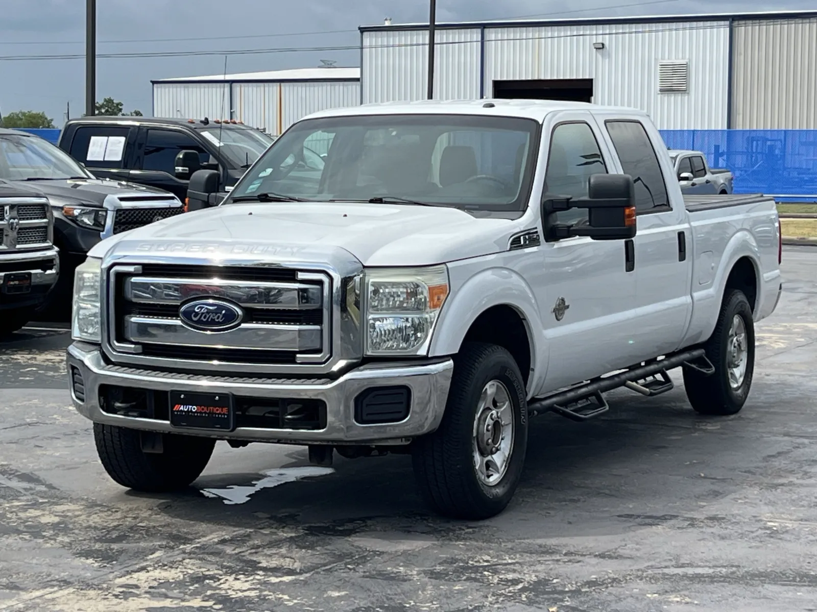 Ford F-250 photo 2