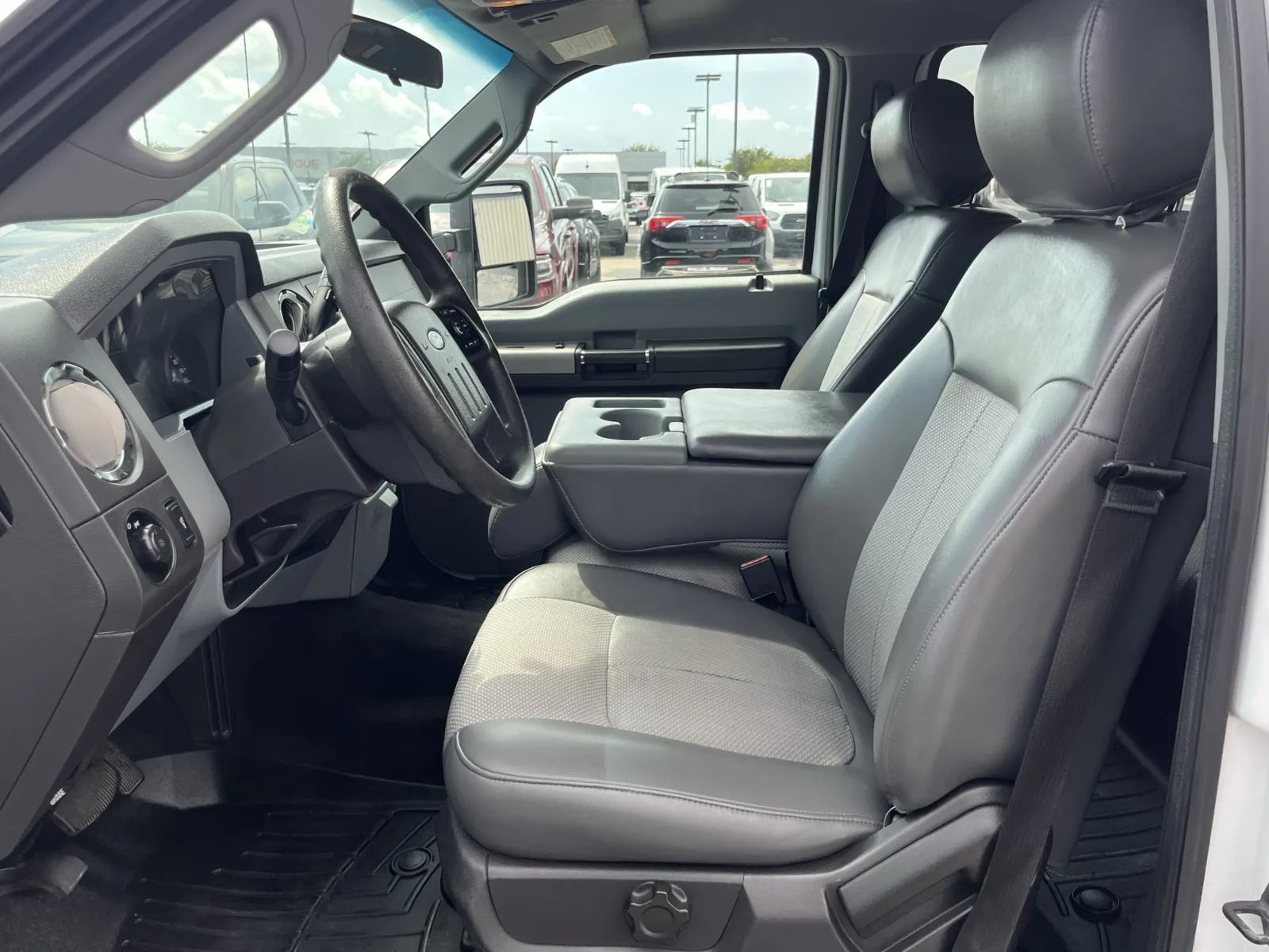 Ford F-250 photo 22