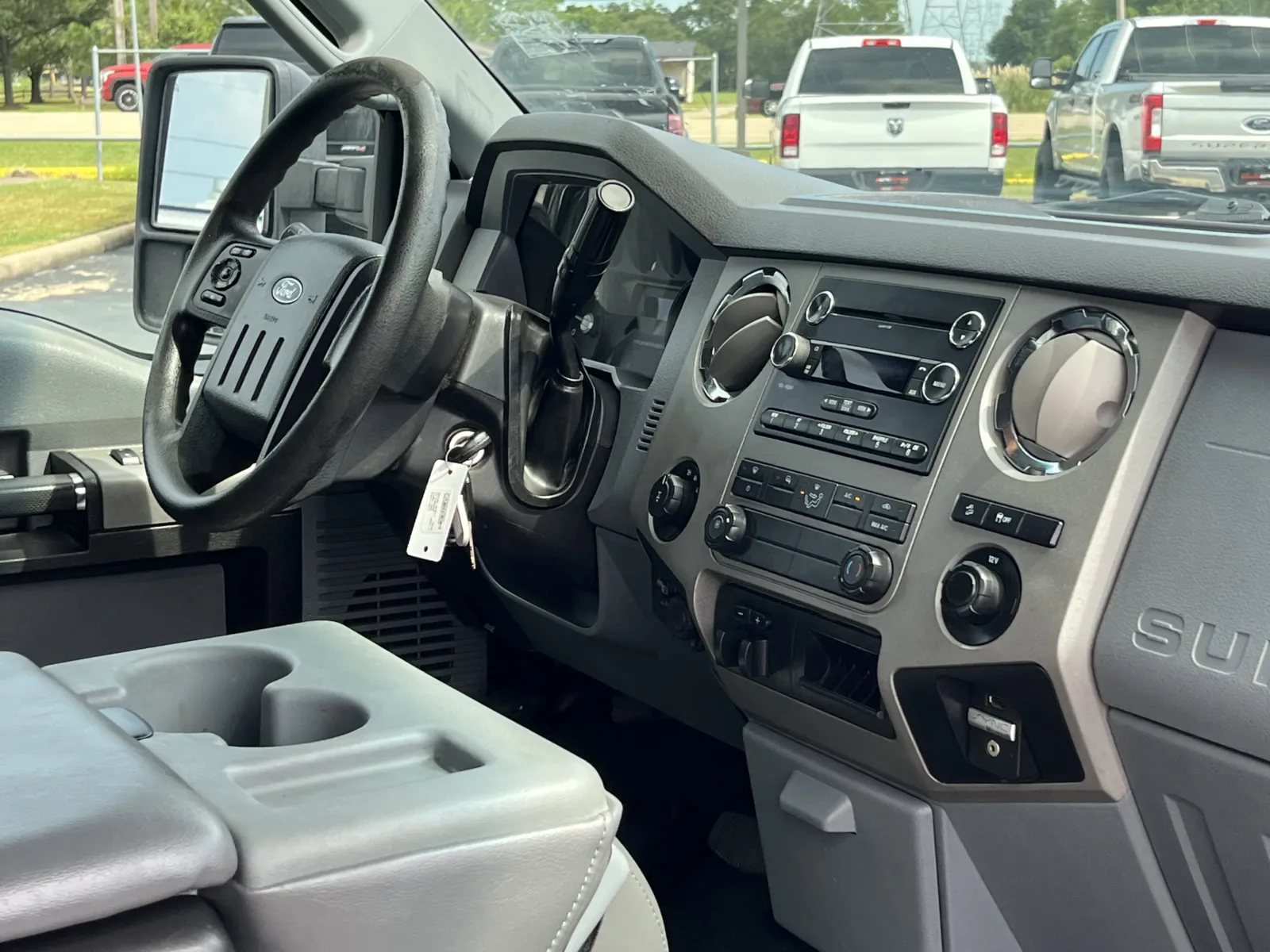 Ford F-250 photo 11