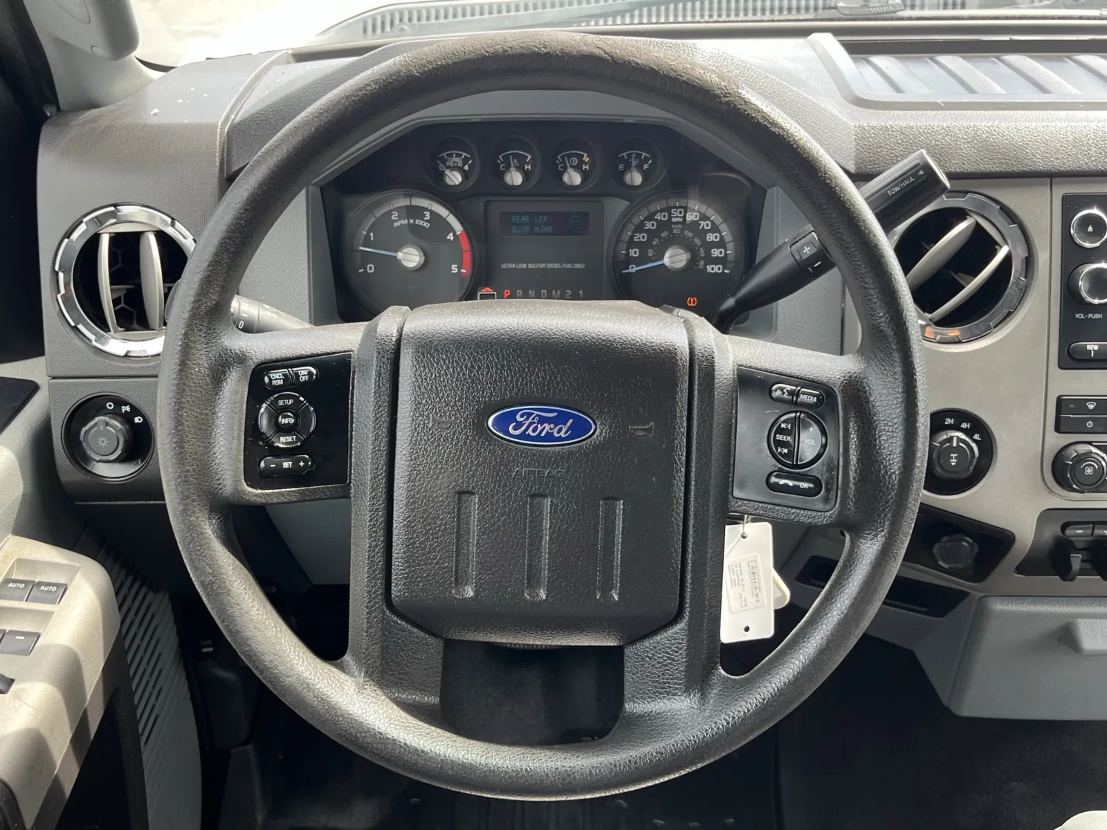 Ford F-250 photo 13