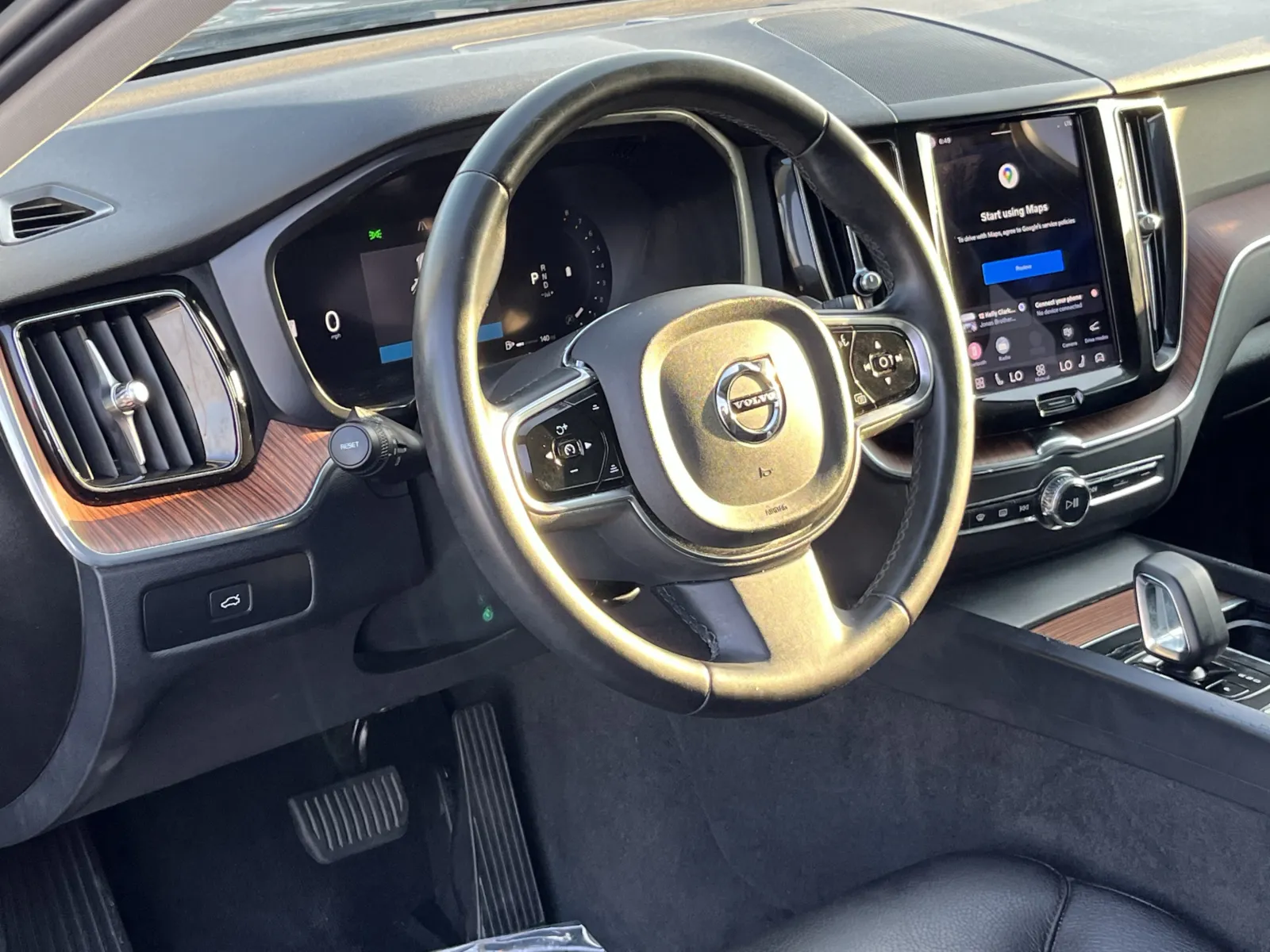 Volvo XC60 photo 16