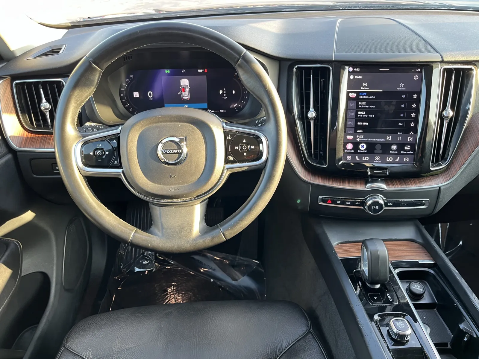 Volvo XC60 photo 18
