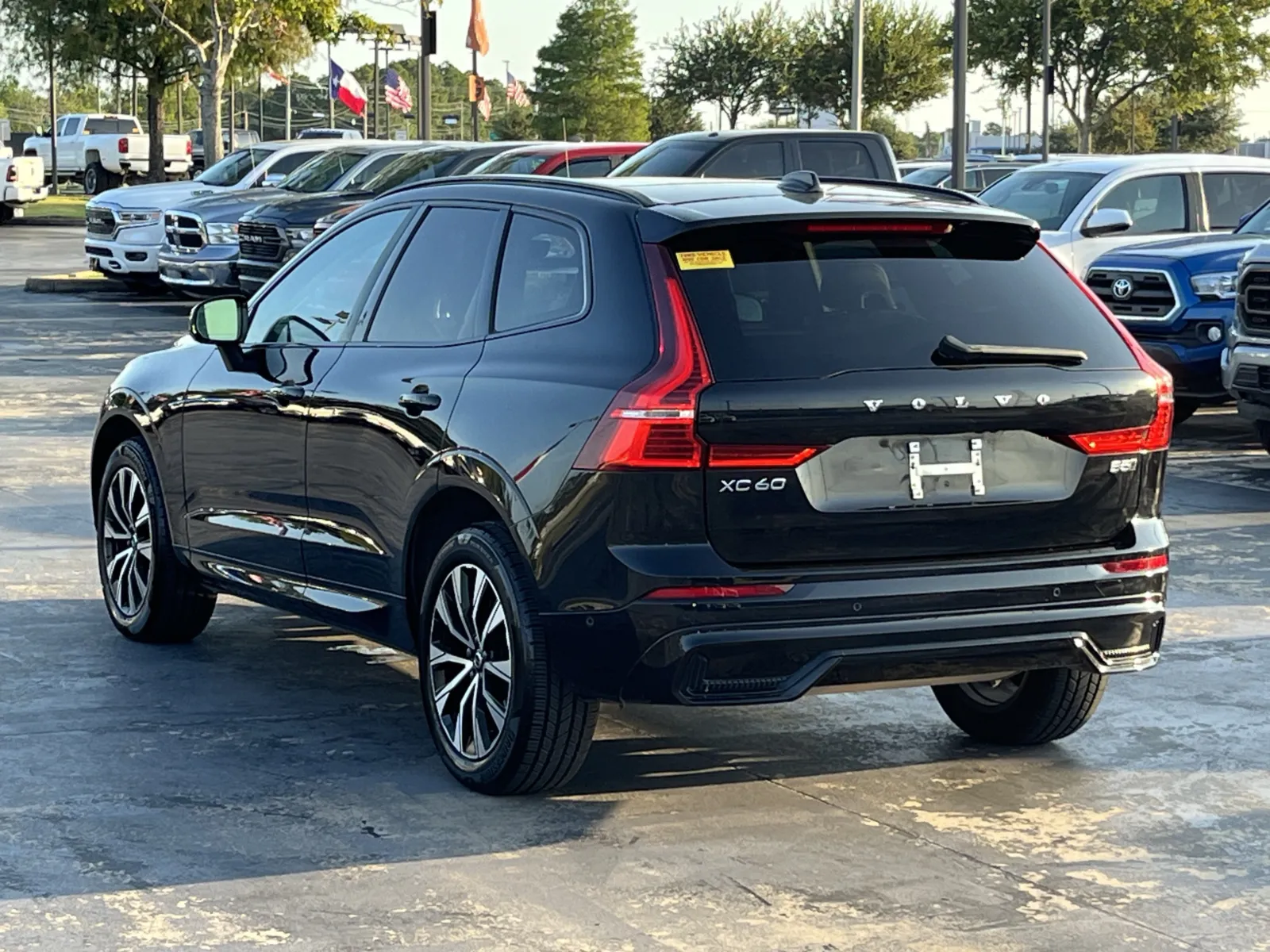 Volvo XC60 photo 10