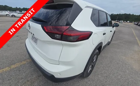 More photos of 2024 Nissan Rogue S at Auto Boutique Texas, TX