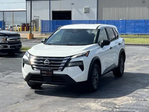 Photos of 2024 Nissan Rogue S for sale in Alvin, TX at Auto Boutique Texas