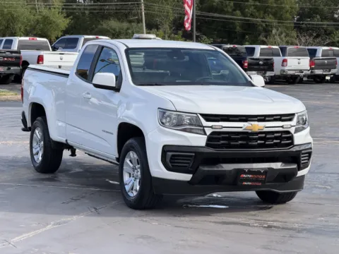 Photos of 2022 Chevrolet Colorado 2WD LT for sale in Alvin, TX at Auto Boutique Texas