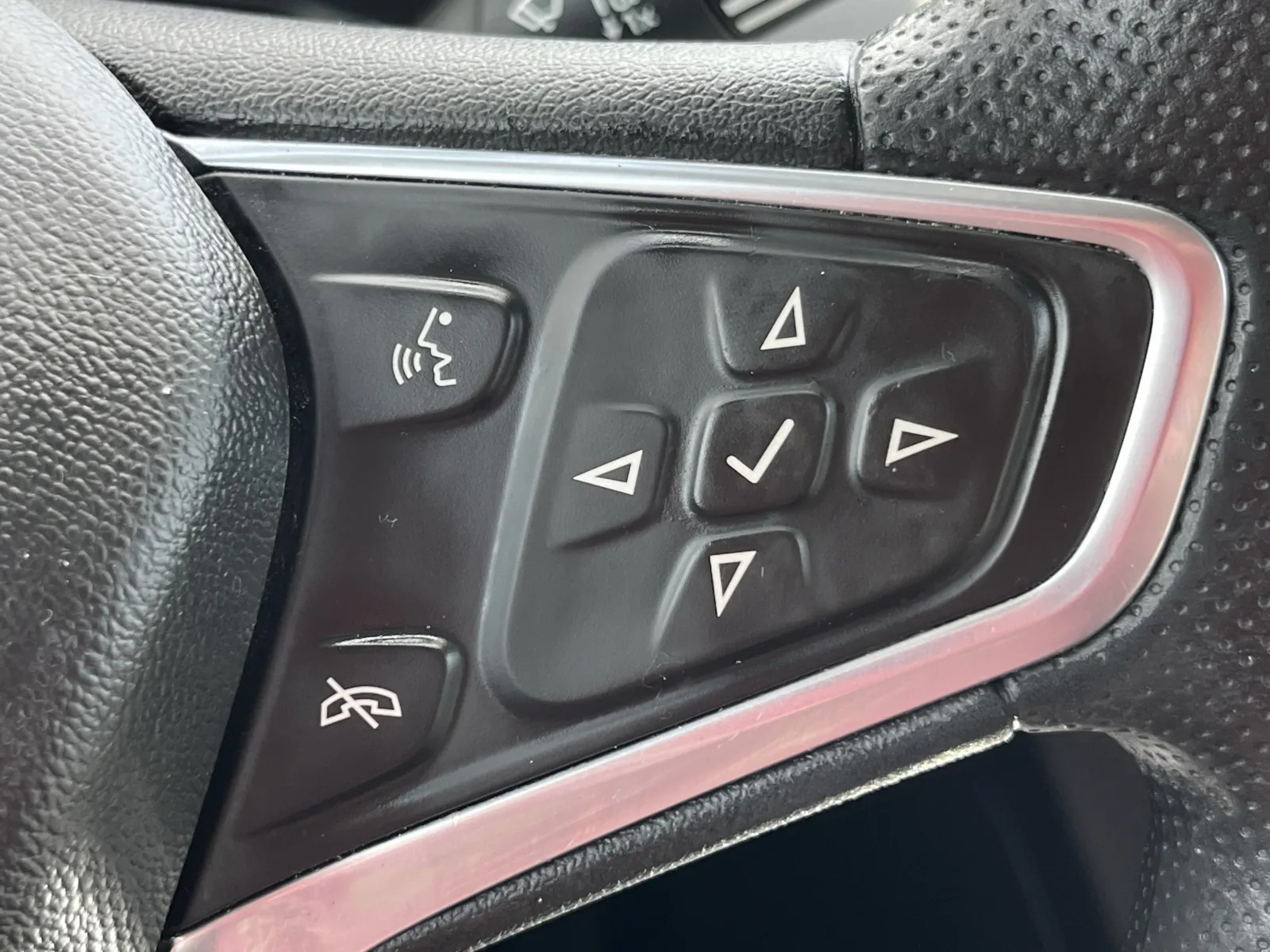 Chevrolet Equinox photo 18