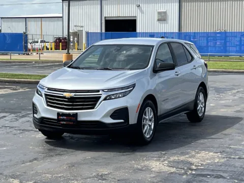 Photos of 2022 Chevrolet Equinox LS for sale in Alvin, TX at Auto Boutique Texas