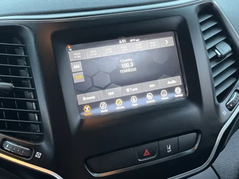 More photos of 2021 Jeep Cherokee Latitude at Auto Boutique Texas, TX