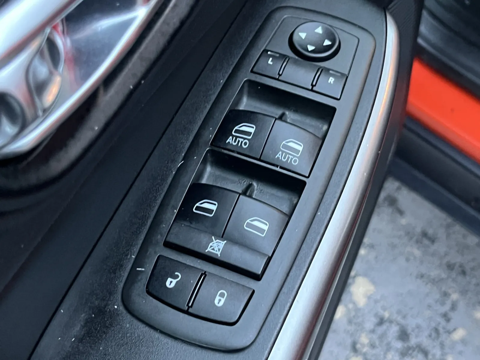 Jeep Cherokee photo 20