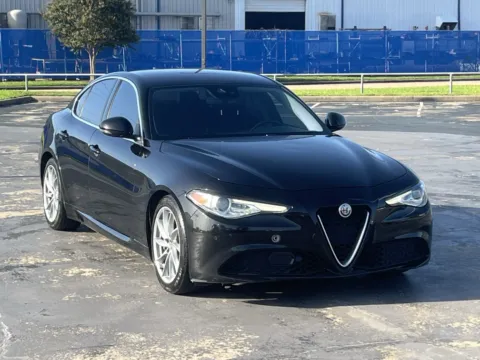 Photos of 2021 Alfa Romeo Giulia Sprint for sale in Alvin, TX at Auto Boutique Texas