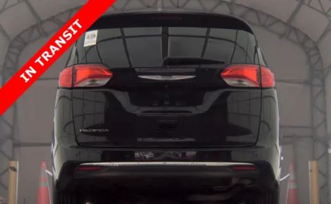 More photos of 2020 Chrysler Pacifica Touring L at Auto Boutique Texas, TX