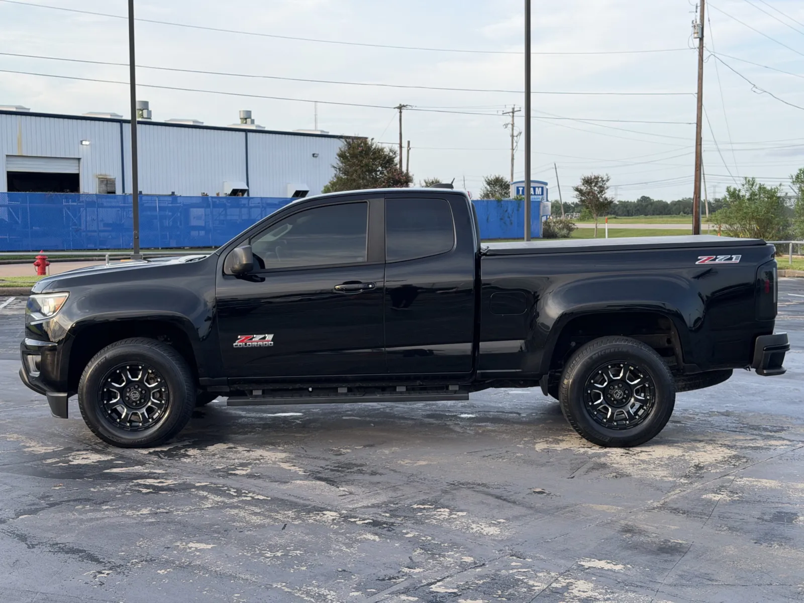 Chevrolet Colorado photo 9