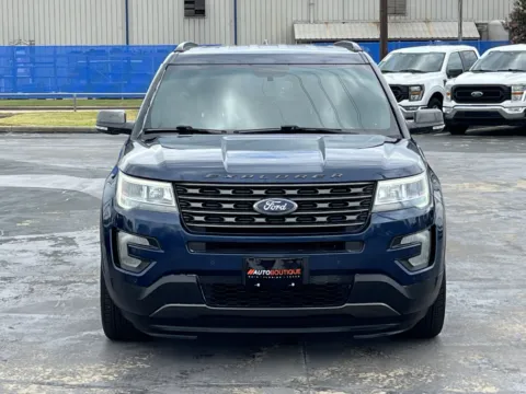 More photos of 2017 Ford Explorer XLT at Auto Boutique Texas, TX